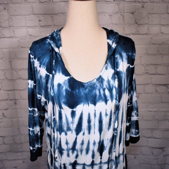 NWT $62 River Tie-Dye Hooded Blouse S, Blue & White 3/4 Sleeves, Loose Fit Flowy - Picture 2 of 8